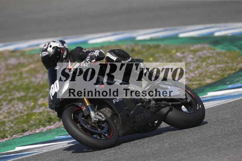 /Archiv-2024/02 29.01.-02.02.2024 Moto Center Thun Jerez/Gruppe gruen-green/100